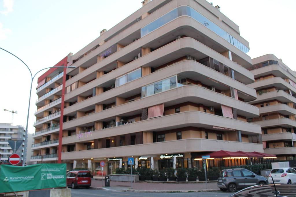 appartamento in vendita a Roma in zona Giuliano Dalmata