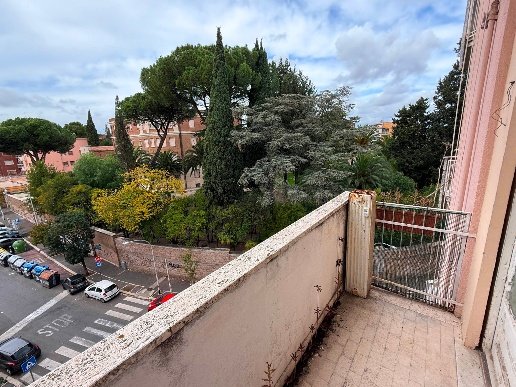 appartamento in vendita a Roma in zona Gianicolense