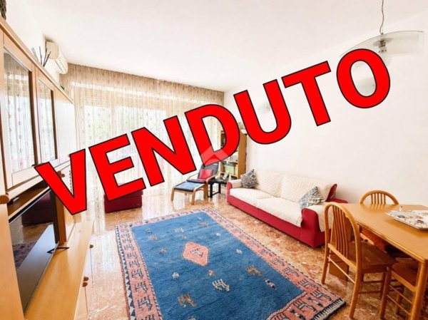 appartamento in vendita a Roma in zona Cinecittà
