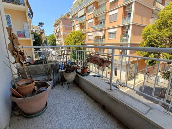 appartamento in vendita a Roma in zona Gianicolense