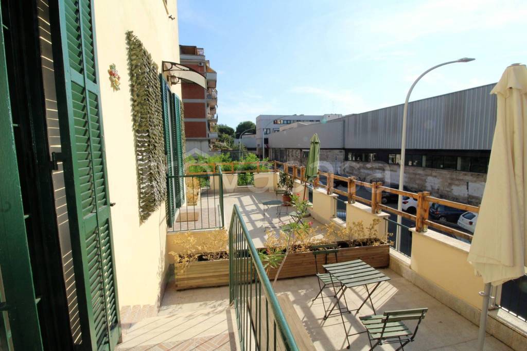 appartamento in vendita a Roma in zona Ostiense