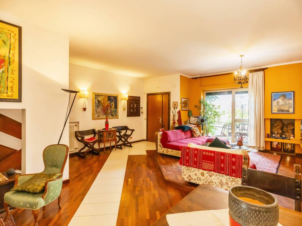 casa indipendente in vendita a Roma in zona Val Melaina