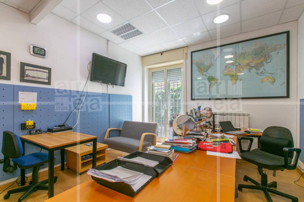 ufficio in vendita a Roma in zona Gianicolense