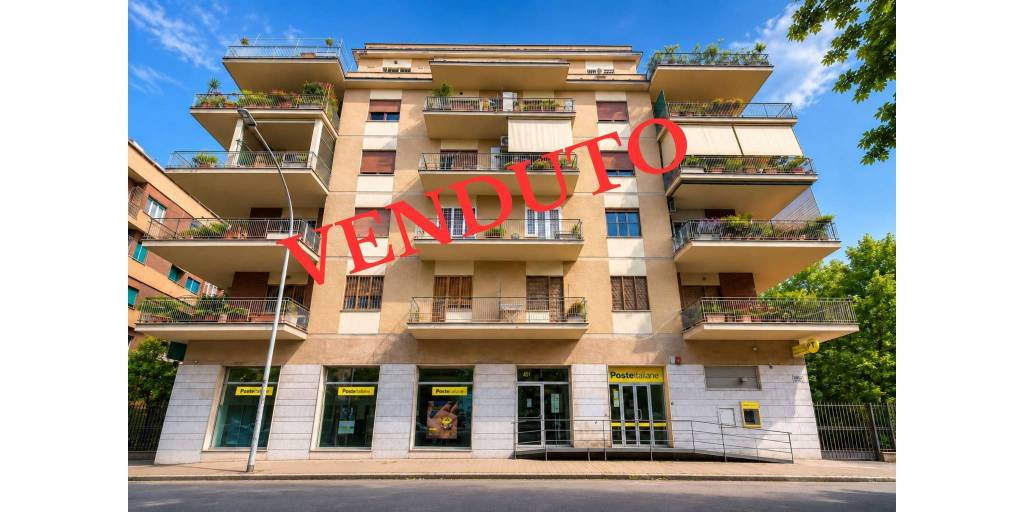 appartamento in vendita a Roma in zona Ostiense