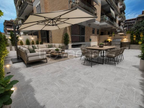 appartamento in vendita a Roma in zona Celio