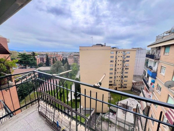 appartamento in vendita a Roma in zona Portuense
