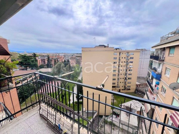 appartamento in vendita a Roma in zona Portuense