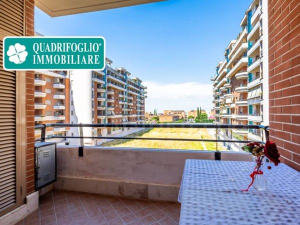 appartamento in vendita a Roma in zona Axa
