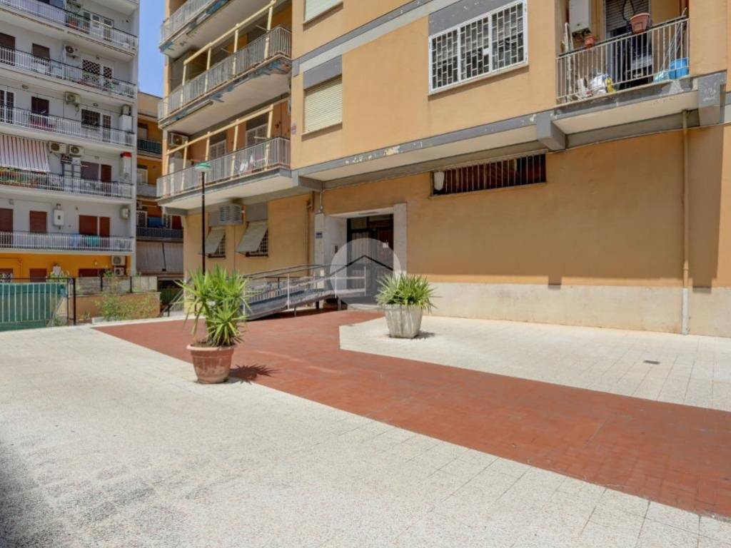 appartamento in vendita a Roma in zona Collatino