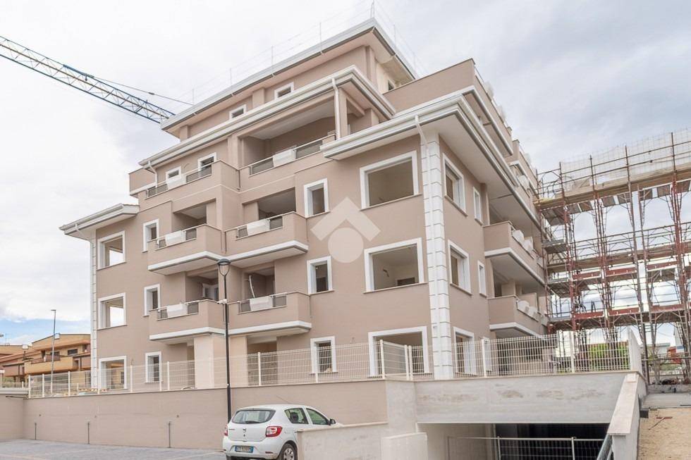 appartamento in vendita a Roma in zona Borghesiana