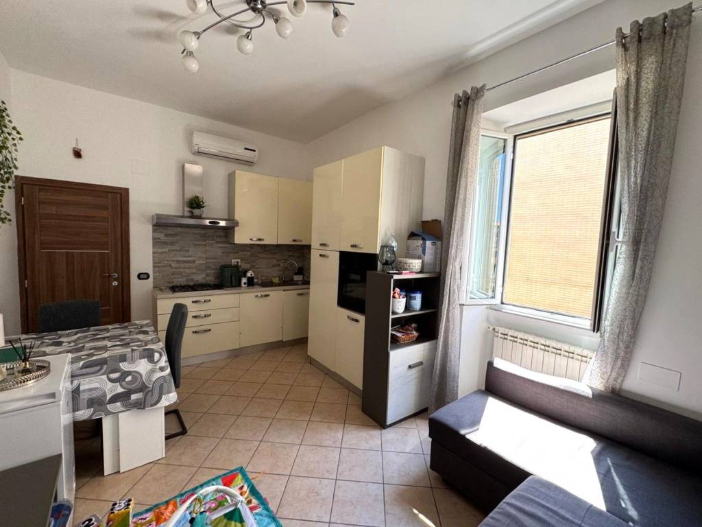 appartamento in vendita a Roma in zona Alessandrino