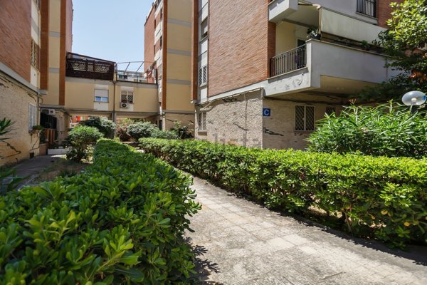 appartamento in vendita a Roma in zona Ostia