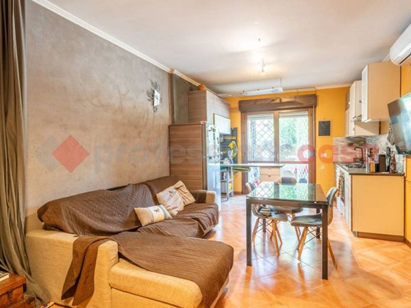 appartamento in vendita a Roma in zona Ponte di Nona