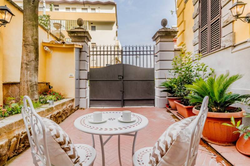 appartamento in vendita a Roma in zona Trastevere
