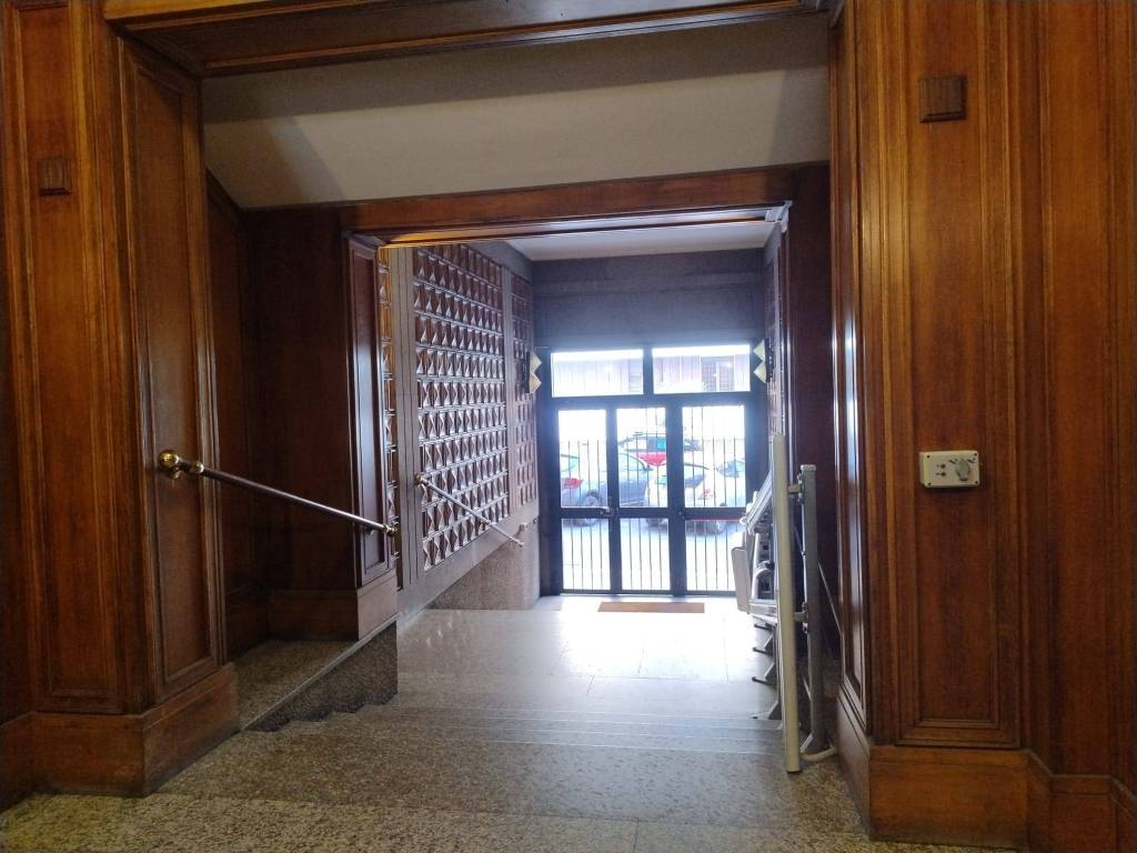appartamento in vendita a Roma in zona Ostiense