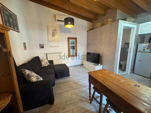 appartamento in vendita a Roma in zona Tuscolano