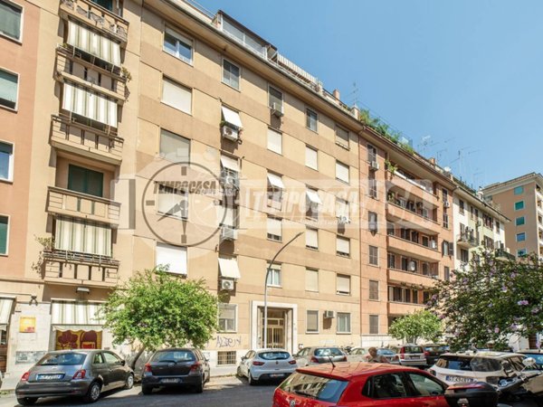 appartamento in vendita a Roma in zona Tuscolano