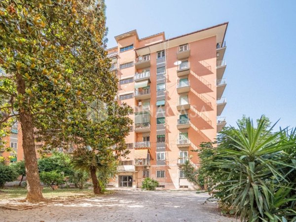 appartamento in vendita a Roma in zona Don Bosco