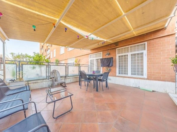 appartamento in vendita a Roma in zona San Basilio
