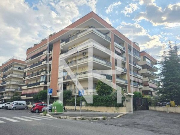 appartamento in vendita a Roma in zona Ponte di Nona
