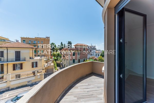 appartamento in vendita a Roma in zona Gianicolense
