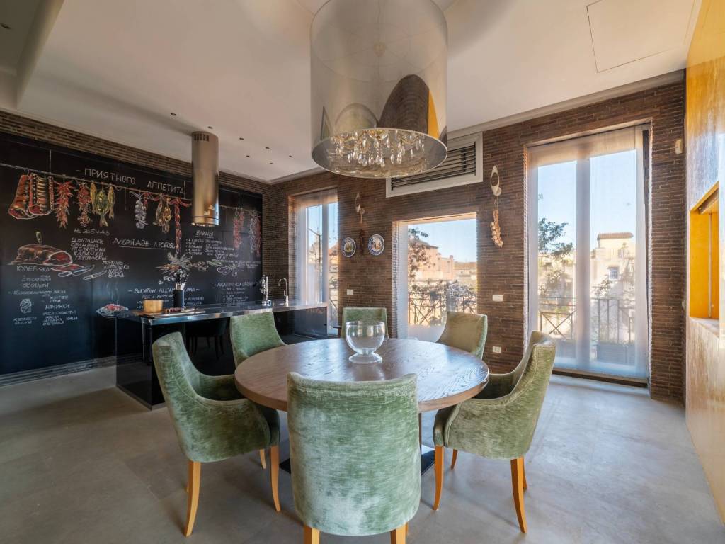 appartamento in vendita a Roma in zona Centro Storico