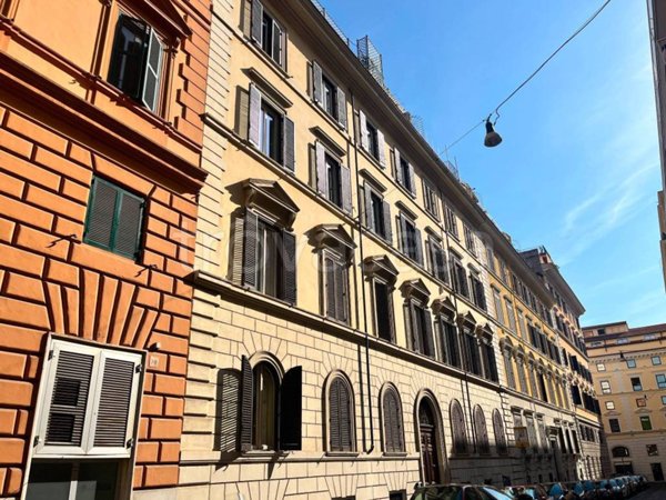 appartamento in vendita a Roma in zona Ludovisi/Sallustiano