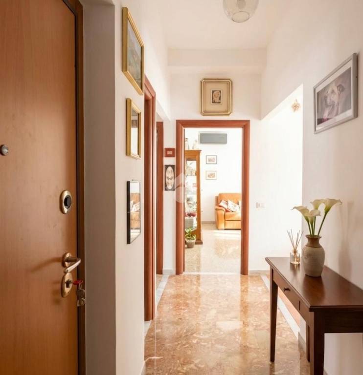 appartamento in vendita a Roma in zona Portuense