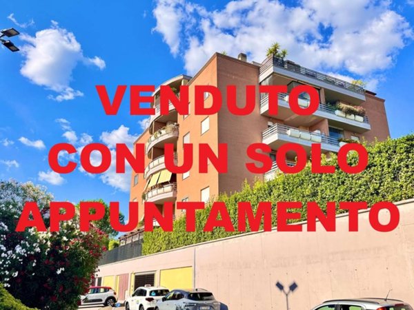 appartamento in vendita a Roma in zona Sette Bagni