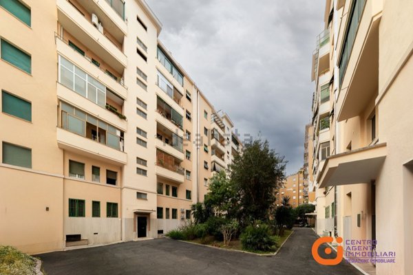 appartamento in vendita a Roma in zona Ostiense