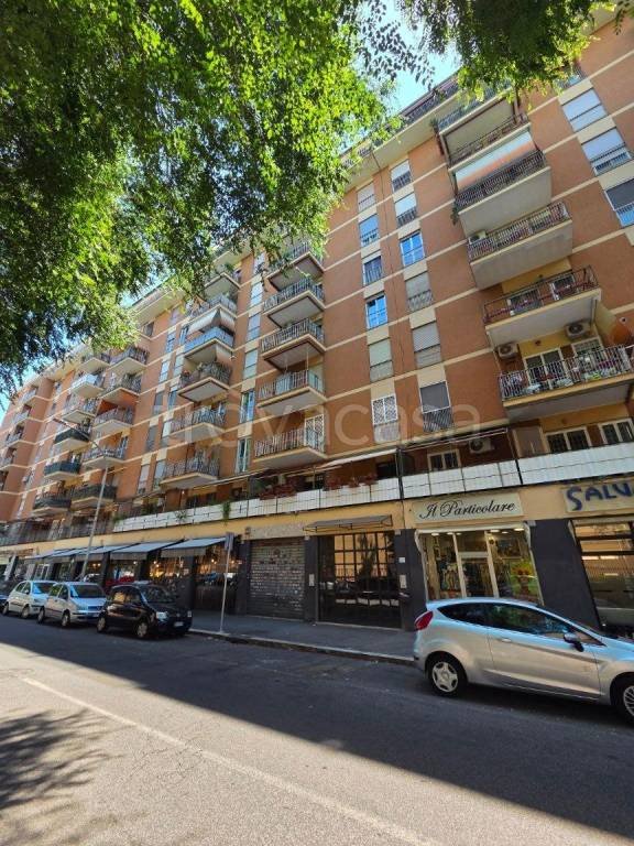 appartamento in vendita a Roma in zona Prenestino-Labicano