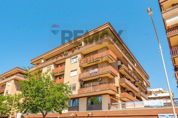 appartamento in vendita a Roma in zona Ostia