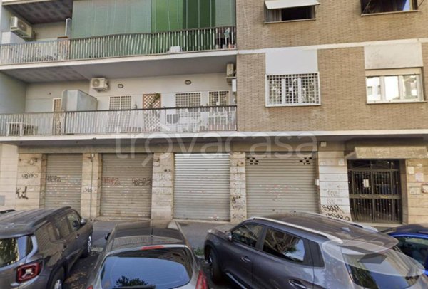locale commerciale in vendita a Roma in zona Prenestino-Labicano