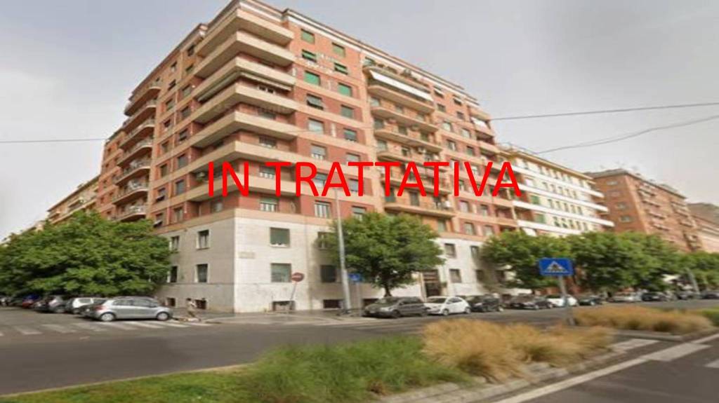appartamento in vendita a Roma in zona Nomentano
