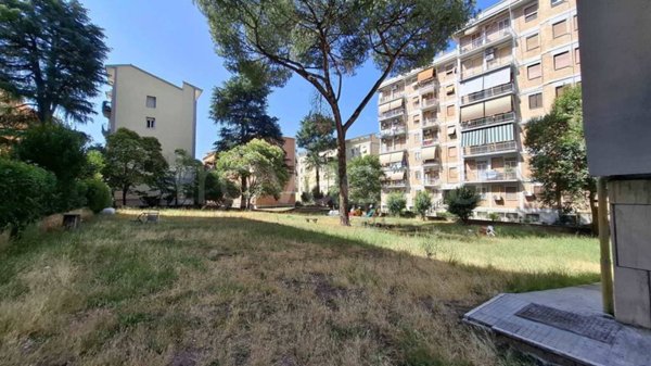 appartamento in vendita a Roma in zona Cinecittà