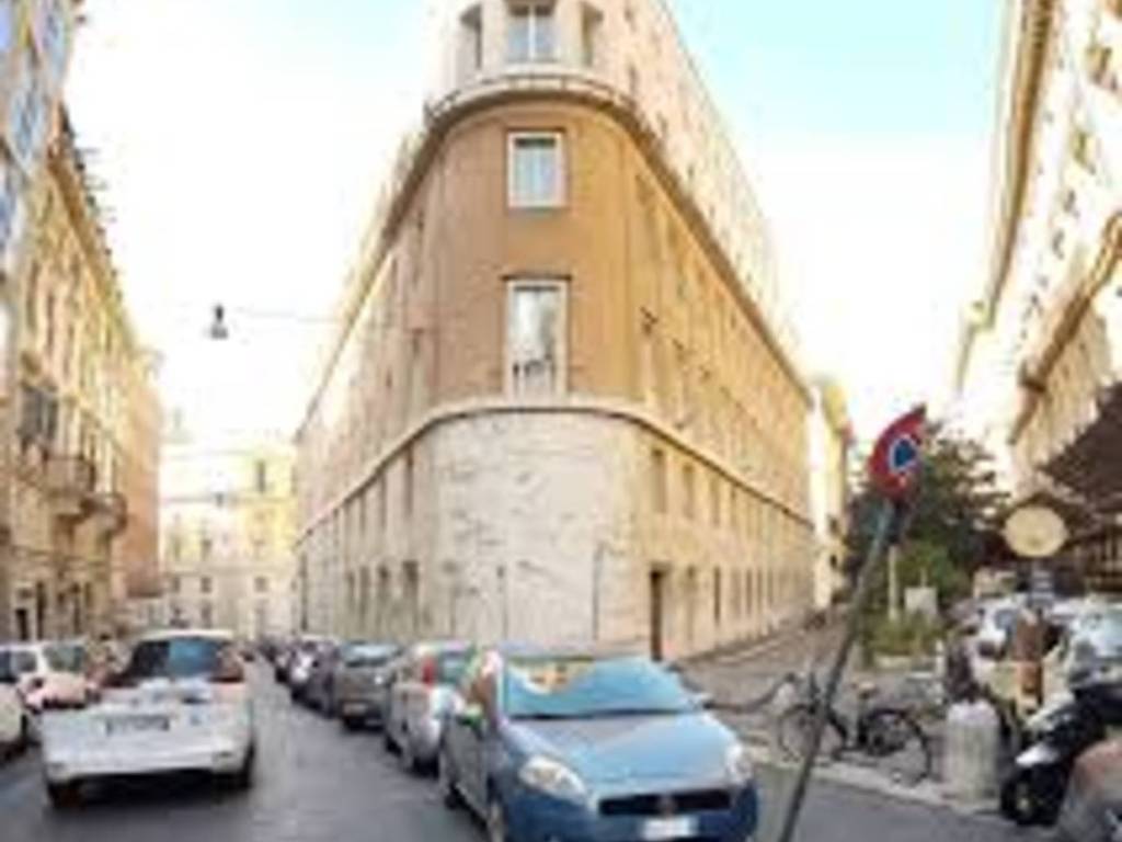 negozio in vendita a Roma in zona Centro Storico