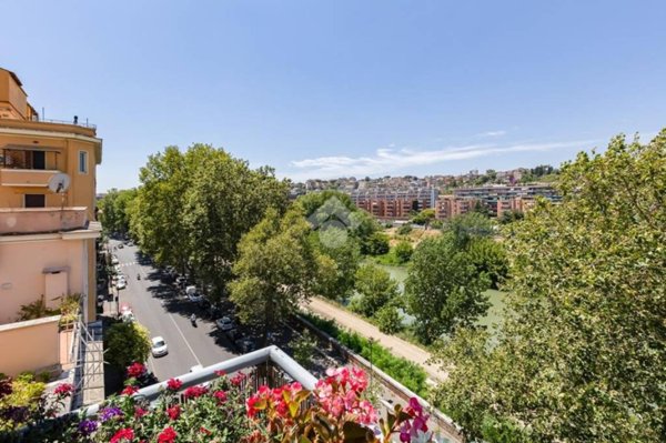 appartamento in vendita a Roma in zona Testaccio