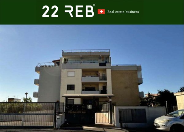 appartamento in vendita a Roma in zona Lunghezza
