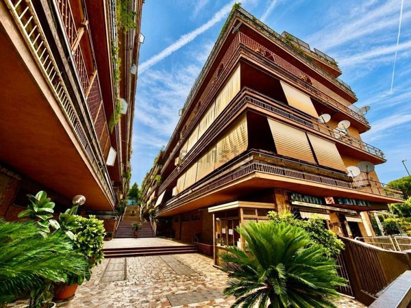 appartamento in vendita a Roma in zona Primavalle