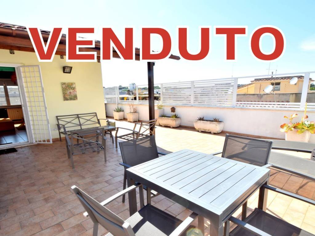 appartamento in vendita a Roma in zona Portuense