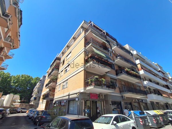 appartamento in vendita a Roma in zona Ostia