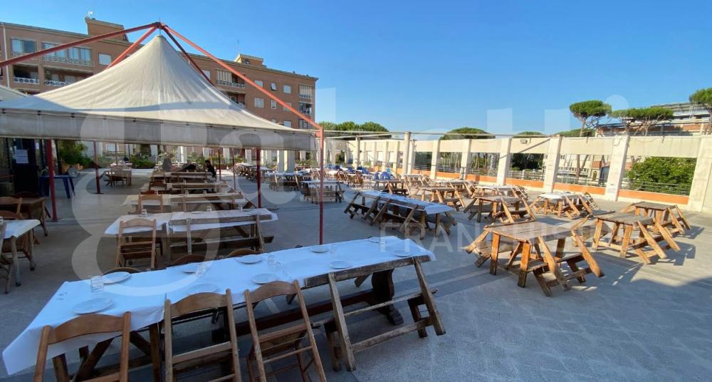 negozio in vendita a Roma in zona Salario