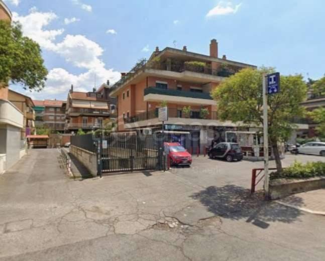 appartamento in vendita a Roma in zona Casal Morena