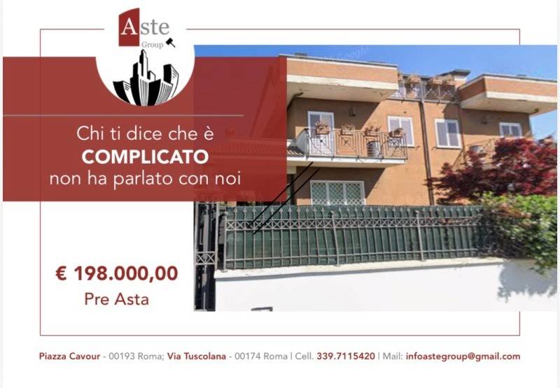 casa indipendente in vendita a Roma in zona Finocchio