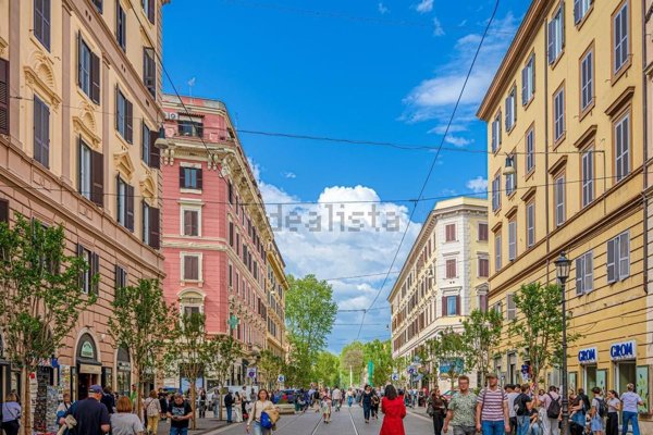 appartamento in vendita a Roma in zona Rione Prati