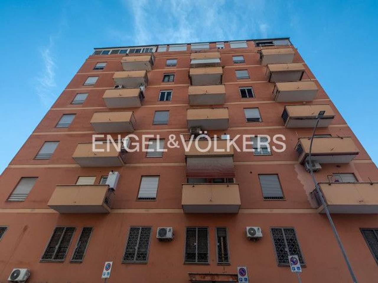appartamento in vendita a Roma in zona Tuscolano
