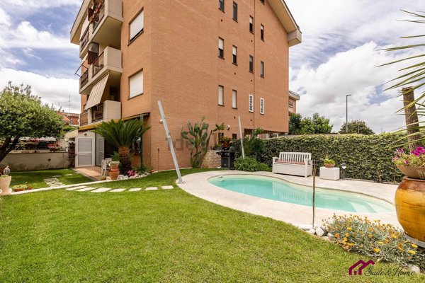 appartamento in vendita a Roma in zona Palmarola