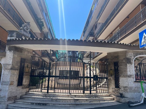 casa indipendente in vendita a Roma in zona Portuense