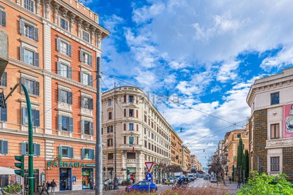 appartamento in vendita a Roma in zona Rione Prati