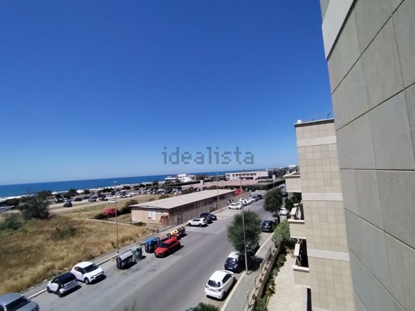 appartamento in vendita a Roma in zona Ostia